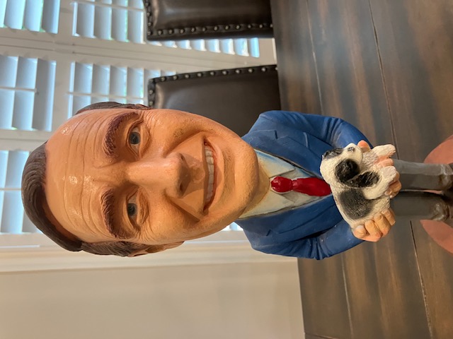 George H.W. Bush ESCO Statue For Sale / George H.W. Bush ESCO Chalkware Statues For Sale George H.W. Bush ESCO Statue For Sale / George H.W. Bush ESCO Chalkware Statues For Sale