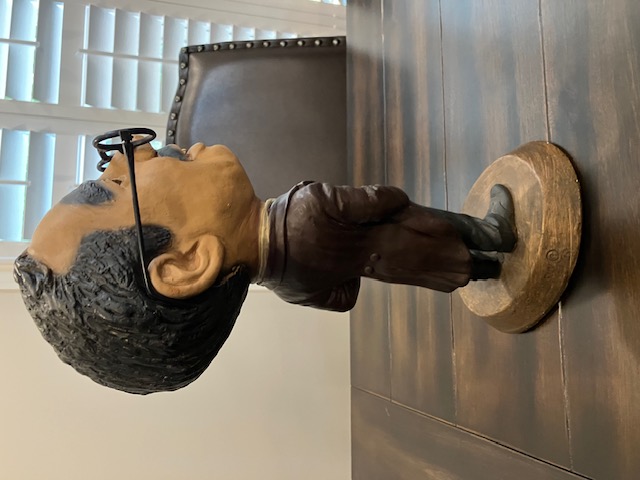 Groucho Marx ESCO Statue For Sale / Groucho Marx ESCO Chalkware Statues For Sale Groucho Marx ESCO Statue For Sale / Groucho Marx ESCO Chalkware Statues For Sale