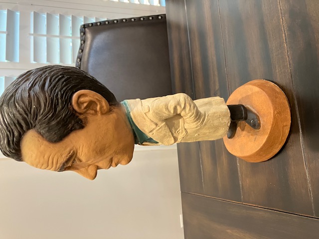 Humphrey Bogart ESCO Statue For Sale / Humphrey Bogart ESCO Chalkware Statues For Sale Humphrey Bogart ESCO Statue For Sale / Humphrey Bogart ESCO Chalkware Statues For Sale