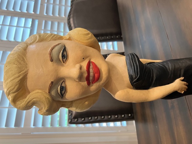 Marilyn Monroe ESCO Statue For Sale / Marilyn Monroe ESCO Chalkware Statues For Sale