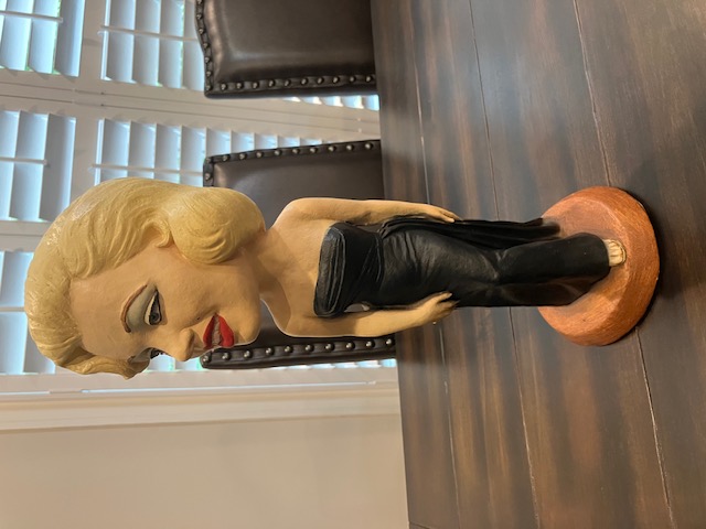 Marilyn Monroe ESCO Statue For Sale / Marilyn Monroe ESCO Chalkware Statues For Sale