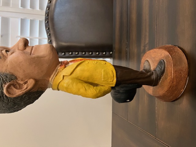 Stan Laurel ESCO Statue For Sale / Stan Laurel ESCO Chalkware Statues For Sale Stan Laurel ESCO Statue For Sale / Stan Laurel ESCO Chalkware Statues For Sale